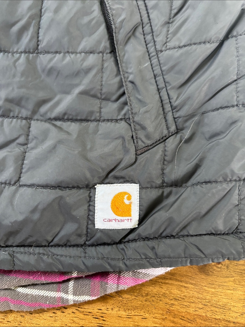 Vintage Carhartt Amoret  Reversible Flannel Puff Vest L Y2K Black Pink Gorpcore - Picture 2 of 9